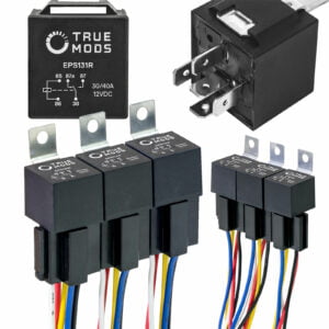 5 small 30 A 12 V coil automotive relays, in sockets. with pinout shown on the label on the top